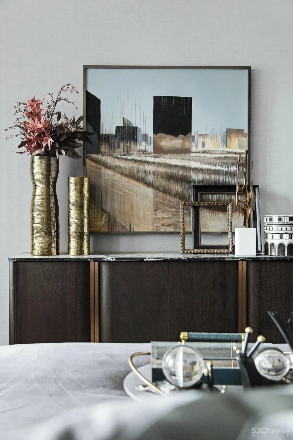 设计师告诉你轻奢不再是金色、高级不再是黑色