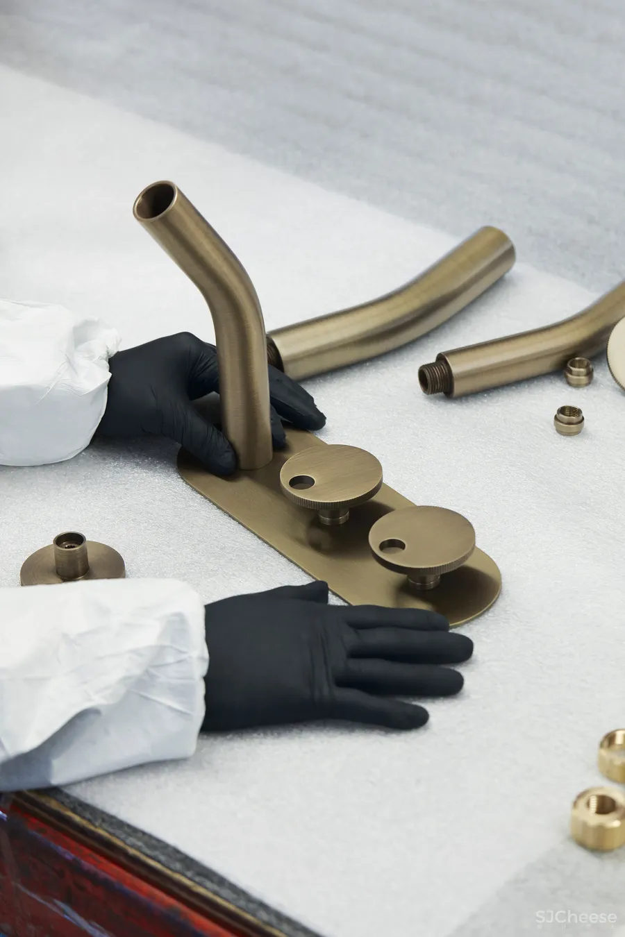 阿斯顿·马丁在纽约推出 5 套奢华公寓,最贵的一套七千五百万人民币