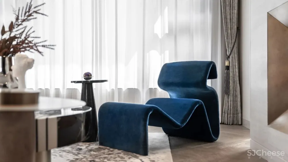 李益中新作 浙江金华「中天·云望」550平联排别墅样板间