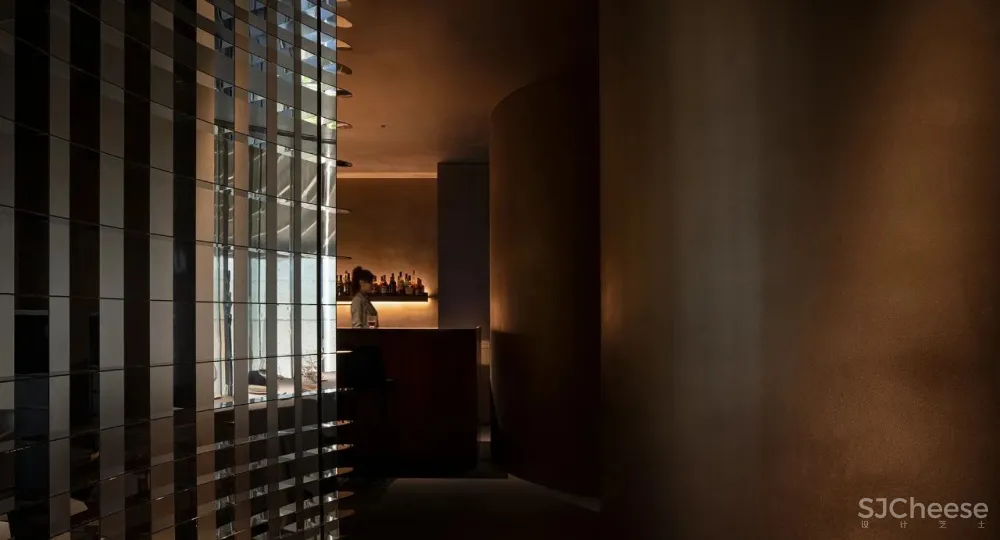 谢培河 隐藏在都市心脏的当代诗意