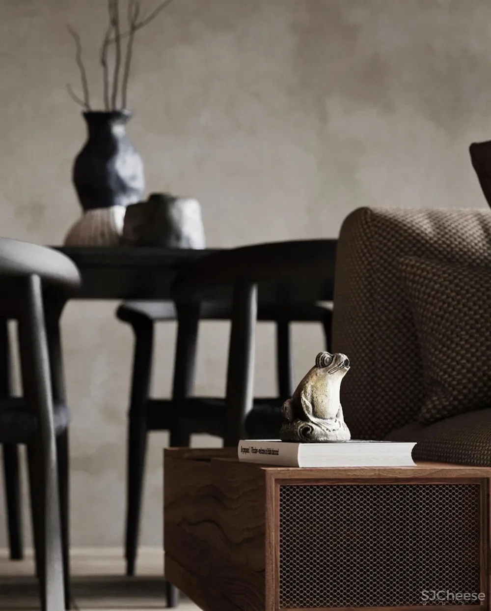 黑白色系的客厅，气质凸显 !