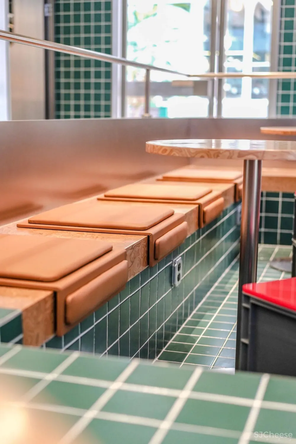 它的存在仅因为老板希望能喝到一杯自己喜欢的水果茶