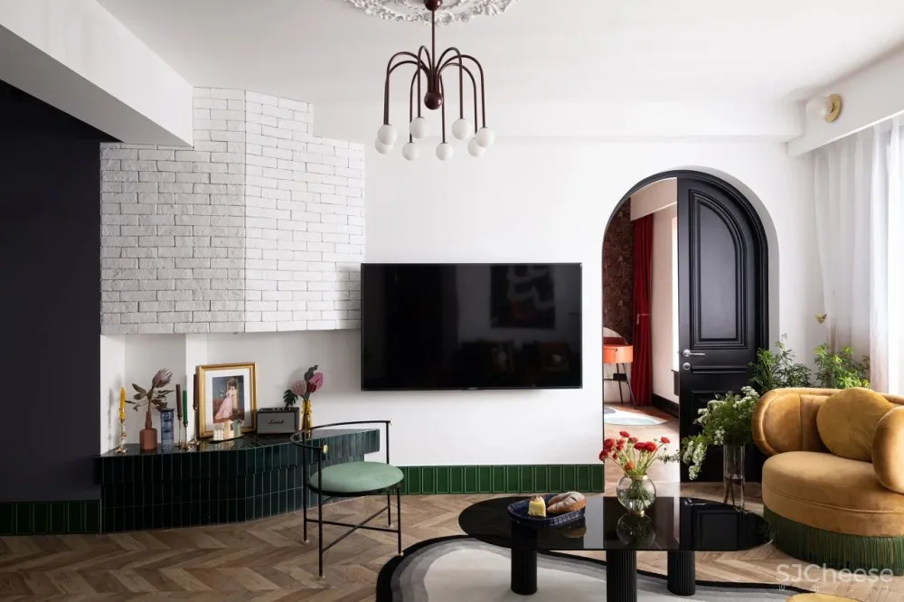 129㎡的极致复古美，再现经典红绿配色！