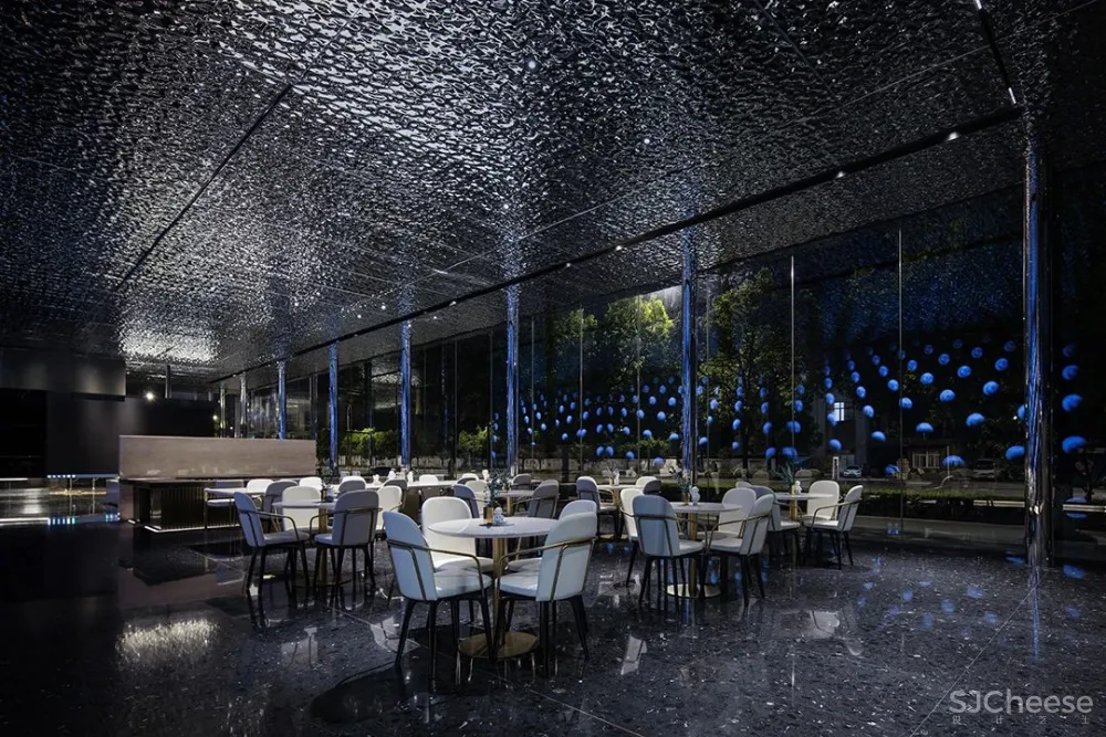 G F D 广 飞 五 十 个 月 亮