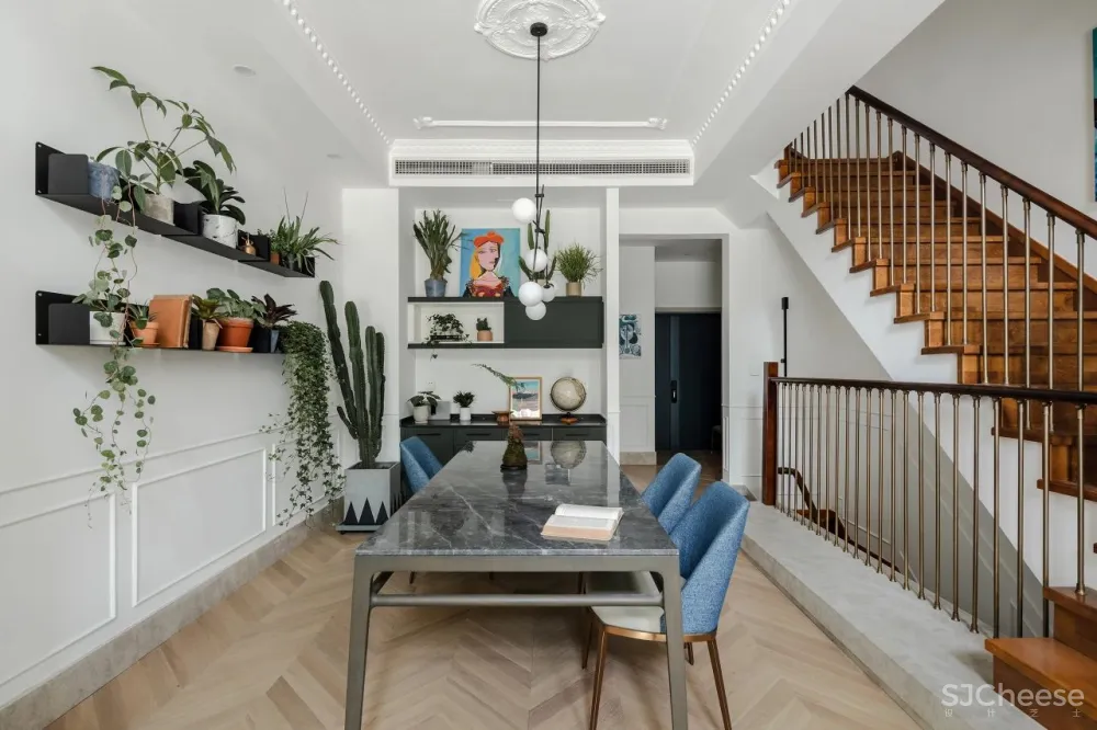 从事苗圃经营的姑娘,买下自带花园大别墅,把321m²搞成让人羡慕的植物园!