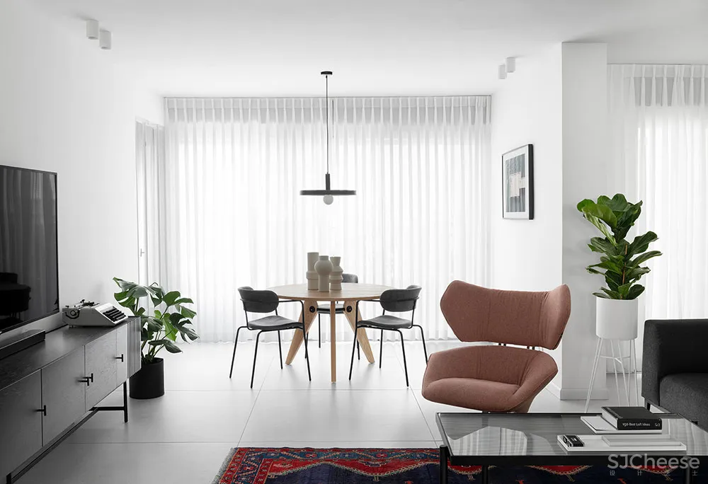 130㎡ 三居室,全开放客厅,连玄关都省了