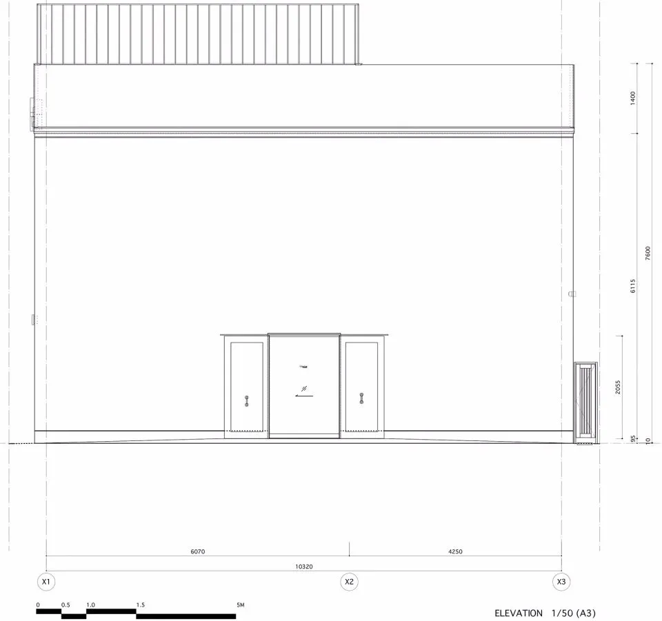 New Balance 
日本T HOUSE