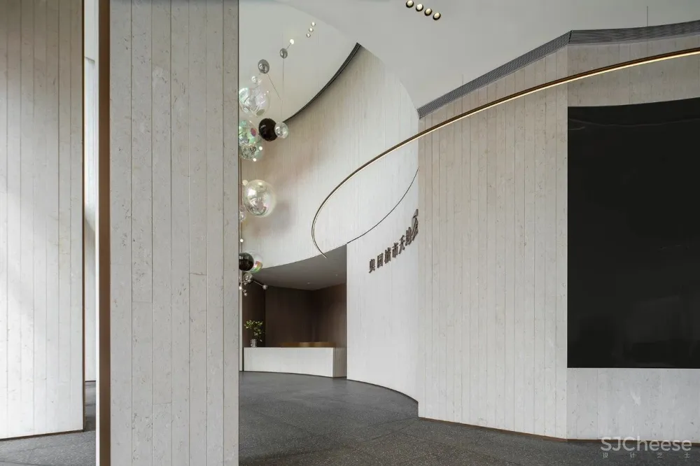 共生形态 星辰与蜉蝣