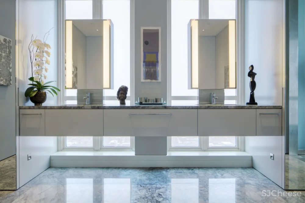 590㎡的顶层公寓,奢华也可以是一种 LOFT 范儿