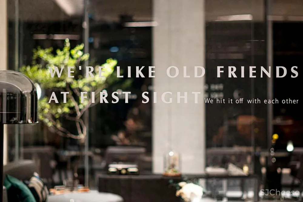 峻佳 杭州万科开了家超仙的雨林餐厅，成新晋网红地 ！