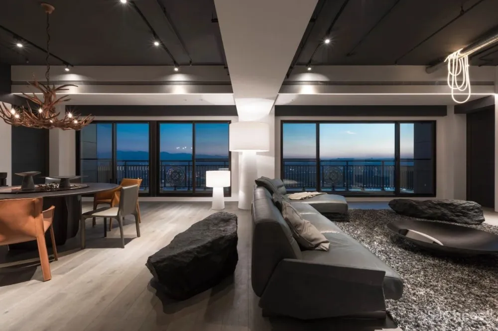 264m²现代简约风平层住宅!