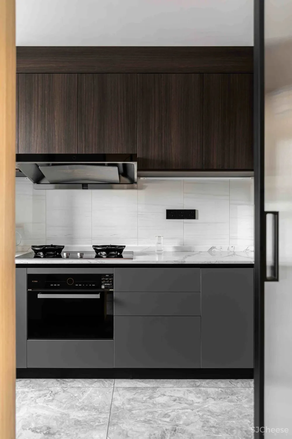 大理石 原木，80后业主的现代风四居室 花漾美作