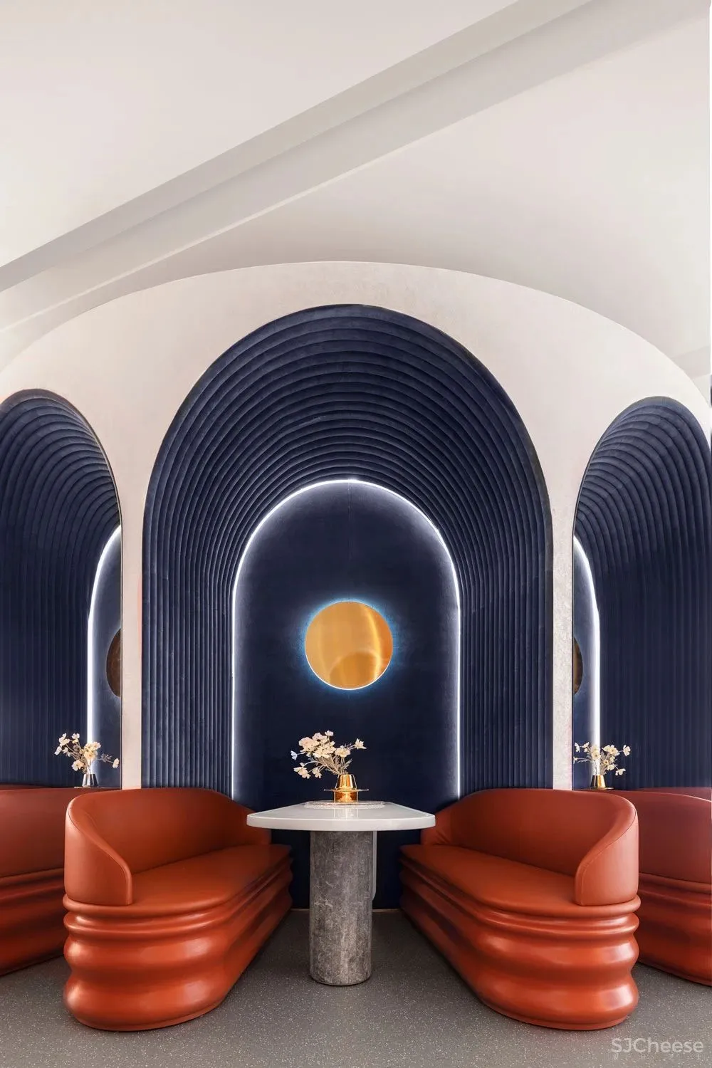 CLV×万科：色彩梦幻联动，打造都市中的“天真避难所”!