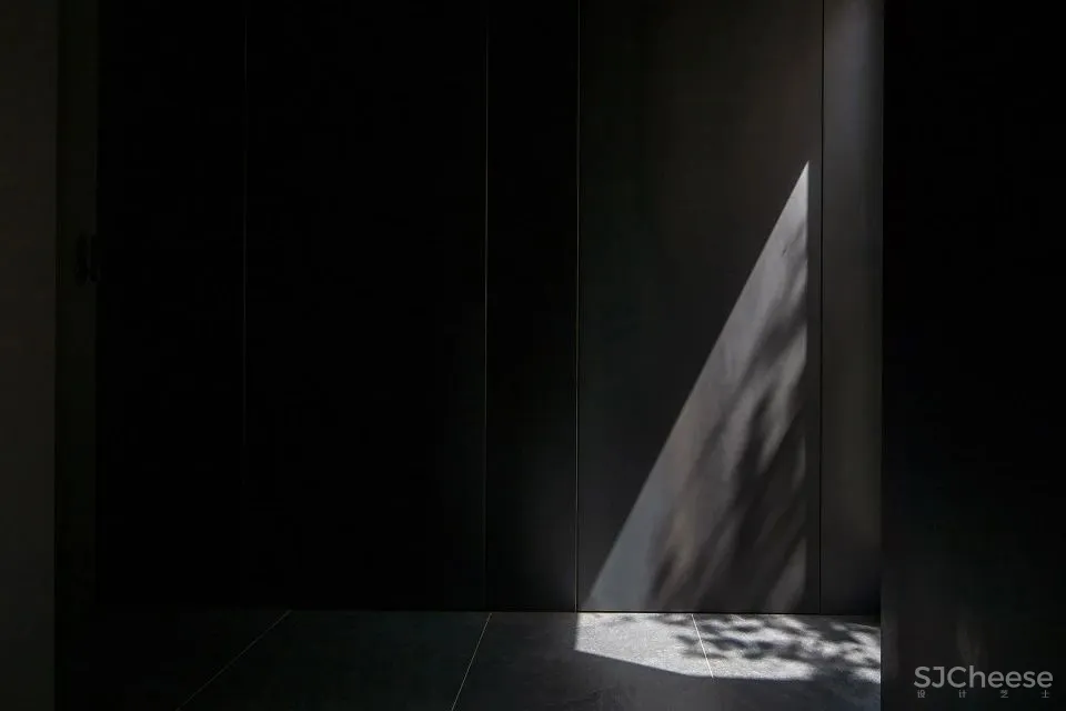 静默山丘 韩国密謐阿_Milmila瑜伽馆 100A associates