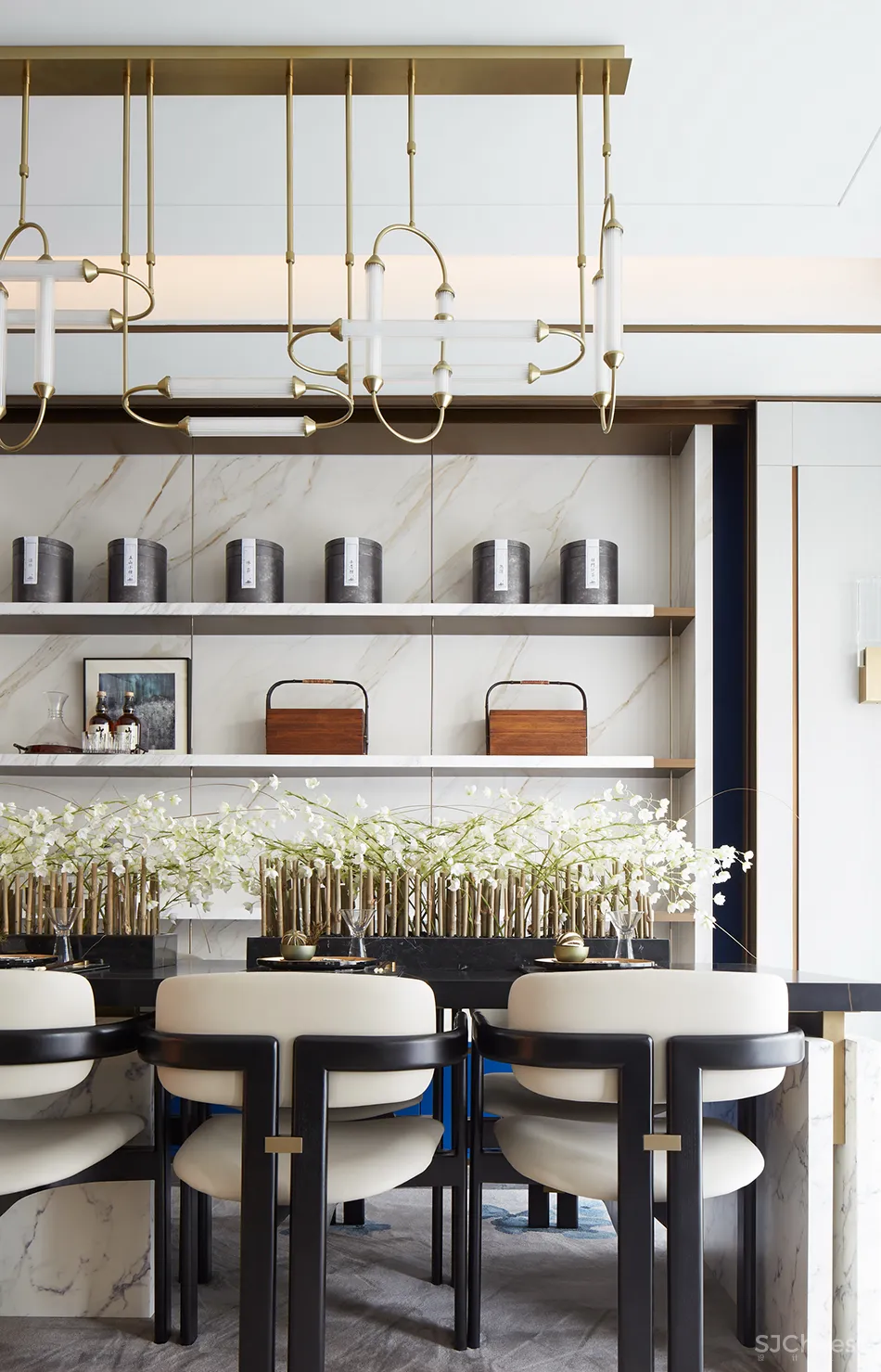 岳蒙:一抹幽蓝,韵染留白!