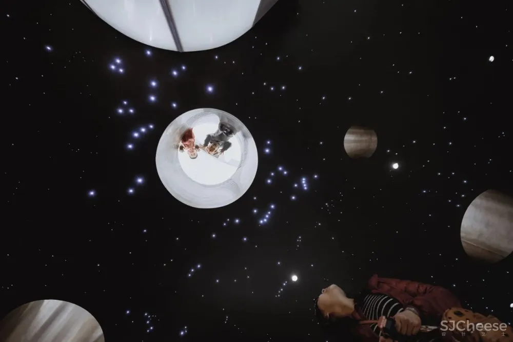 漫步云海诗意儿童餐厅