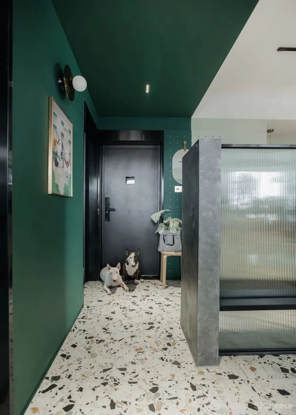 80后丁克夫妻的100㎡两室，颜值美炸！花砖、绿植，住-租一体，还有两狗子……