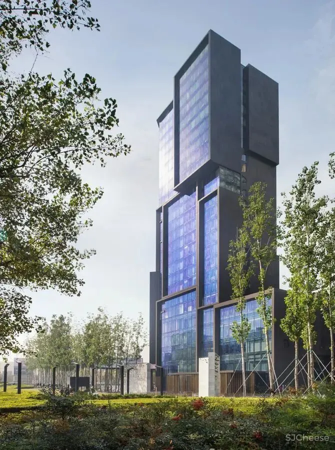 对标奢牌高定，国内这5家“大师级平价酒店”，1000元上下就能睡到