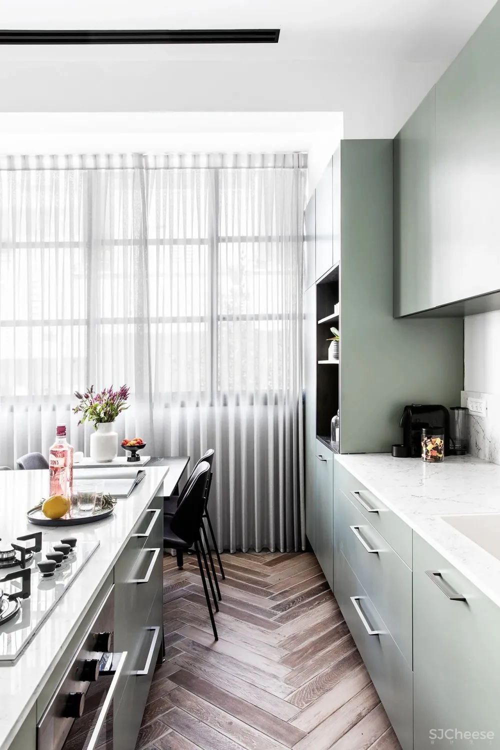 一间被人遗忘的包豪斯式公寓重获新生