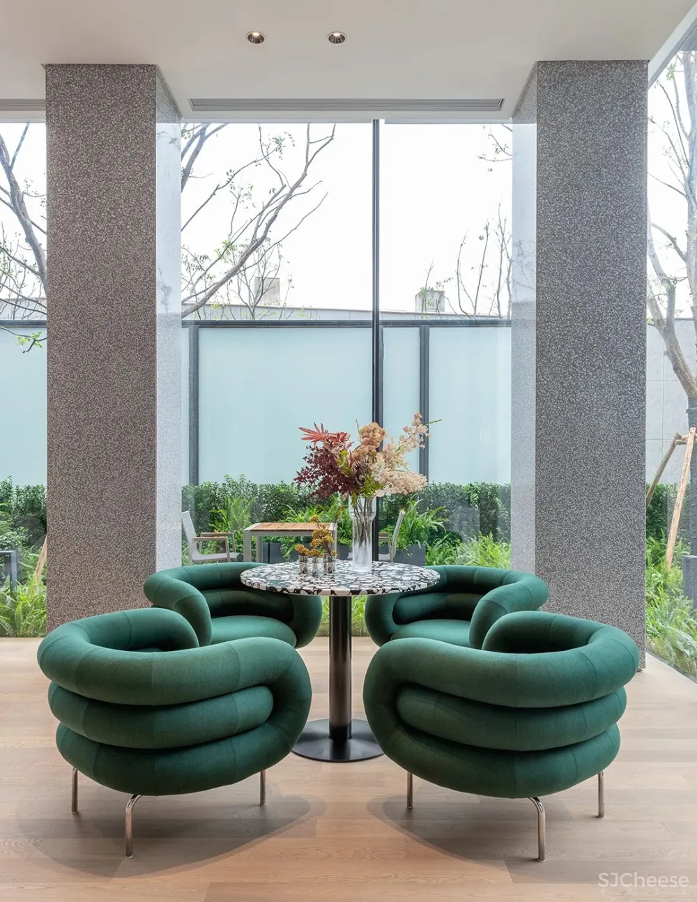 彩虹天空之城，构筑未来多元世界