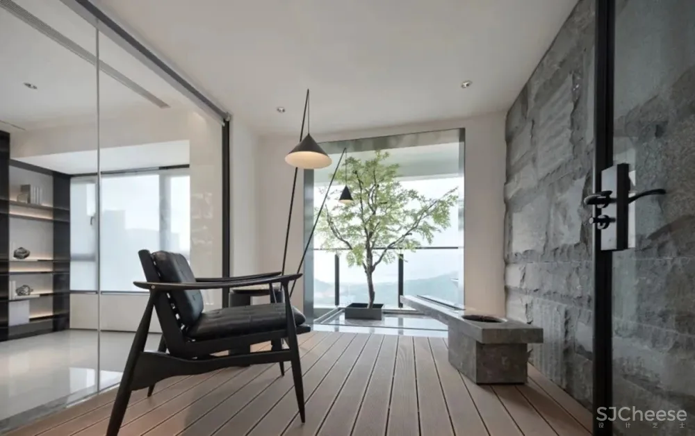 深圳洲际建筑装饰丨极简 黑与白的平衡之道