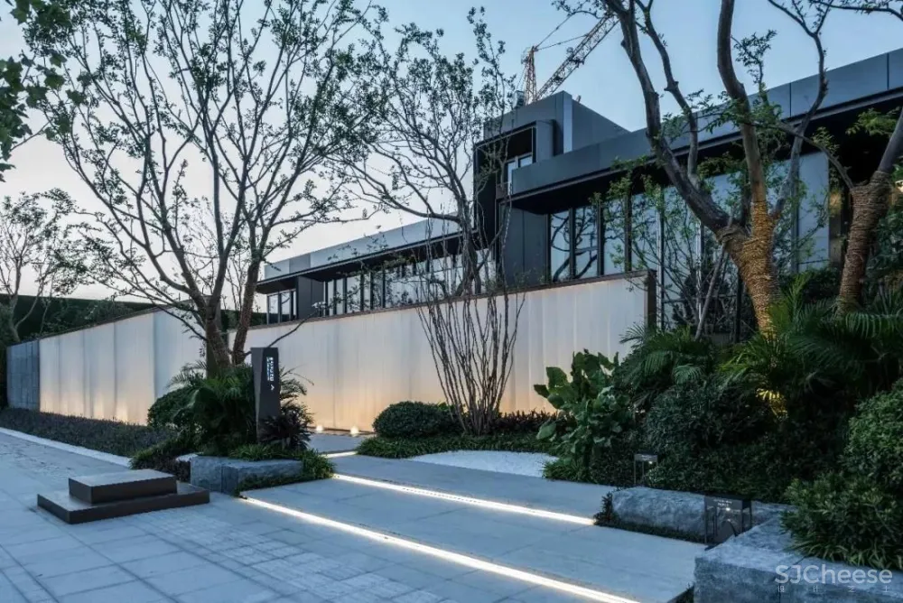 地产界“黑马” 看郑州如何引领中原豪宅新风向!