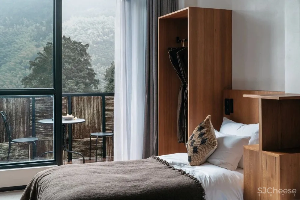 张雷新作 南京深坑酒店—矿坑石料雕琢的美学空间,是酒店也是美术馆