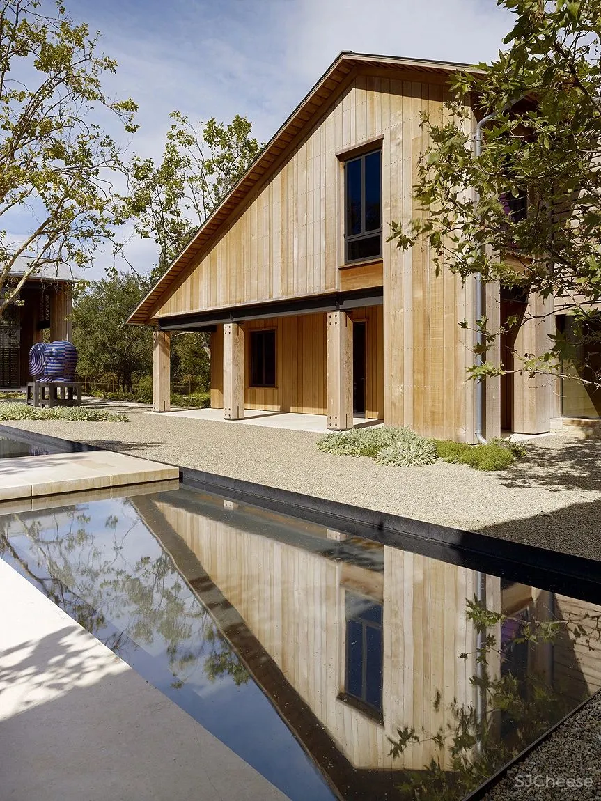 多样且互补的室内外生活体验 Mountain Wood乡村住宅 Walker Warner Architects