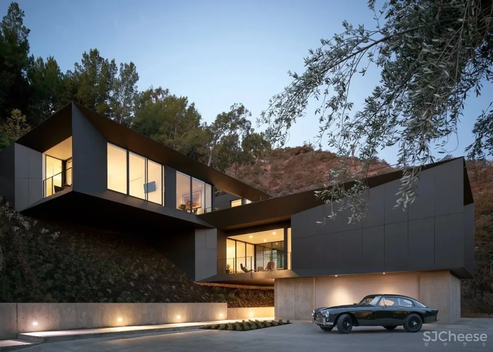 Montalba Architects 新作 390㎡现代风格半山豪宅