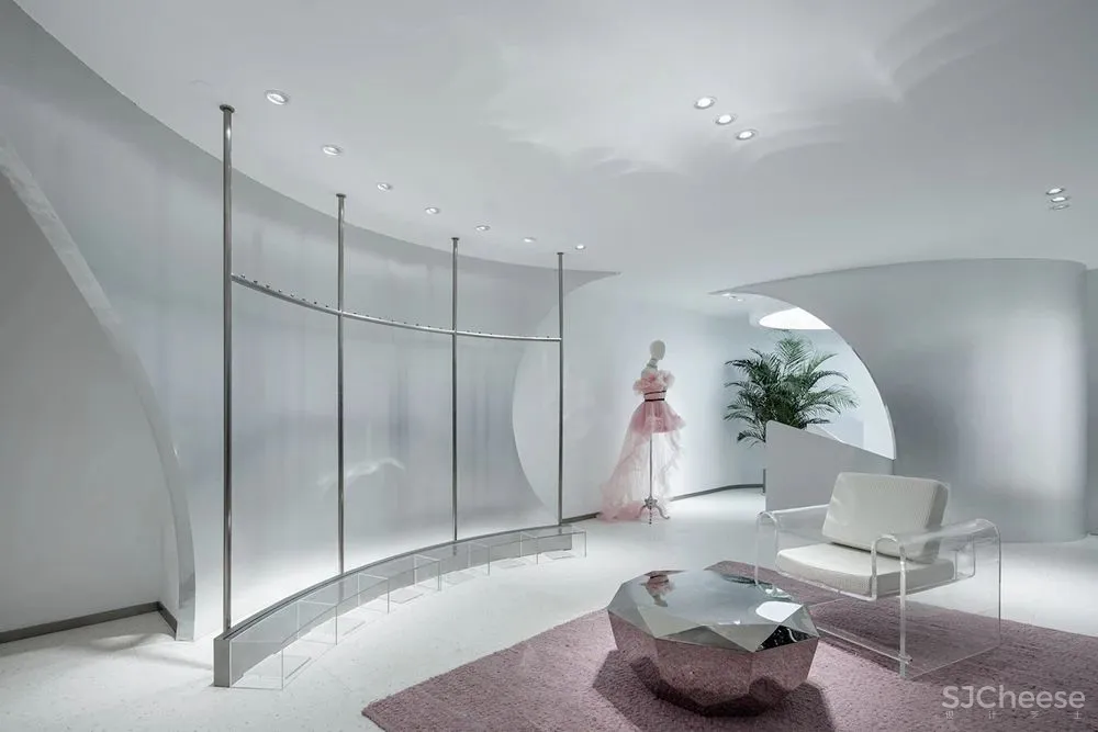 这个独立设计师服装品牌,连装修都这么多的巧思