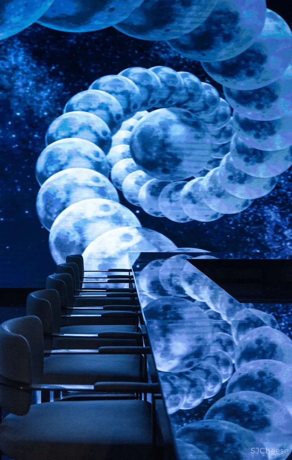 G F D 广 飞 五 十 个 月 亮