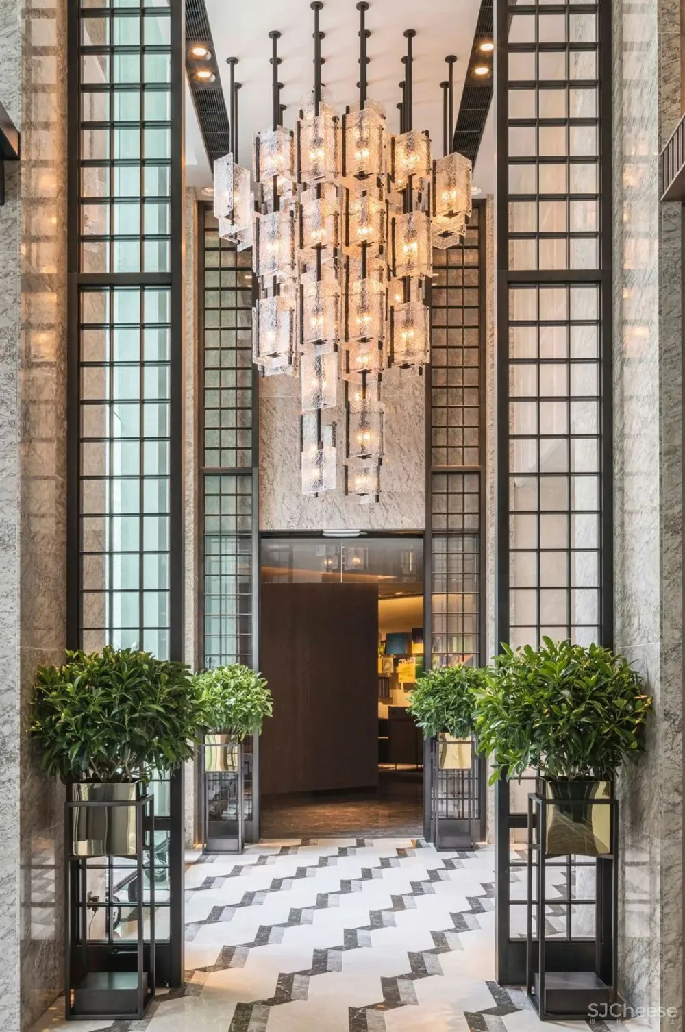 对标奢牌高定，国内这5家“大师级平价酒店”，1000元上下就能睡到