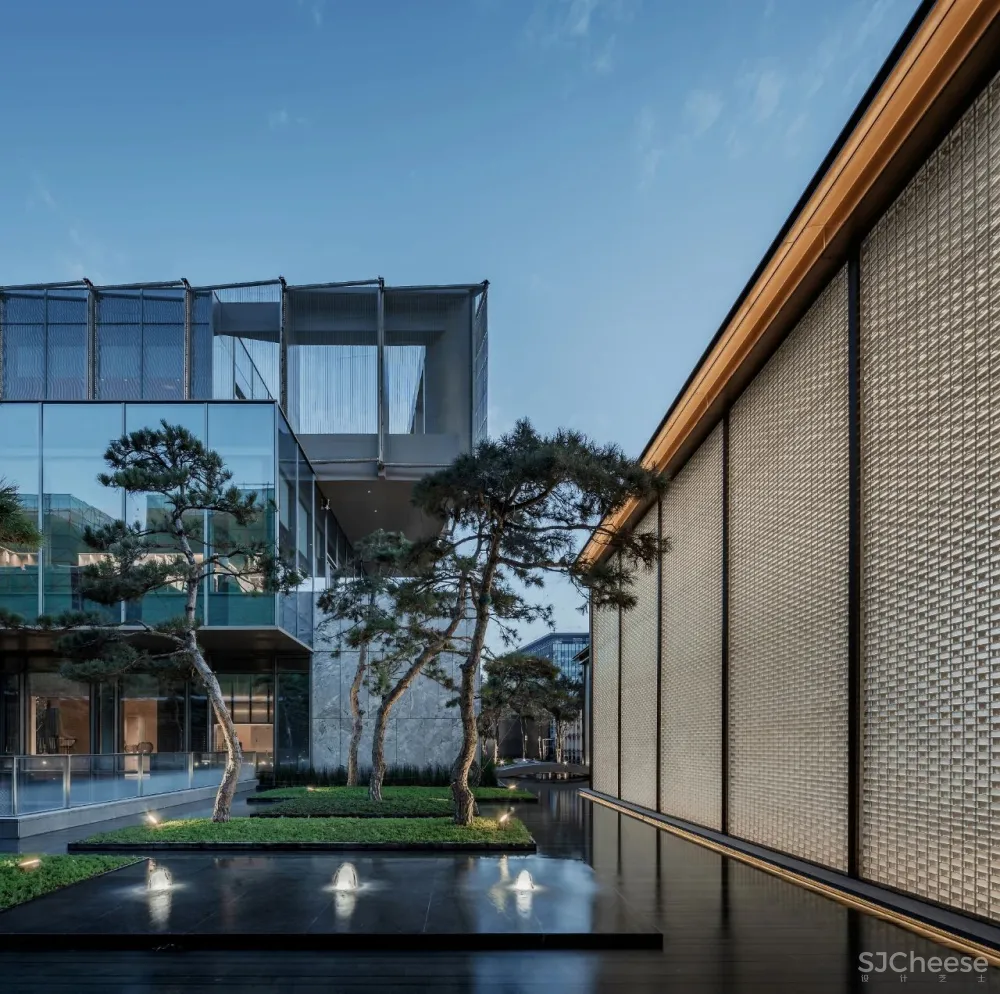 地产界“黑马” 看郑州如何引领中原豪宅新风向!