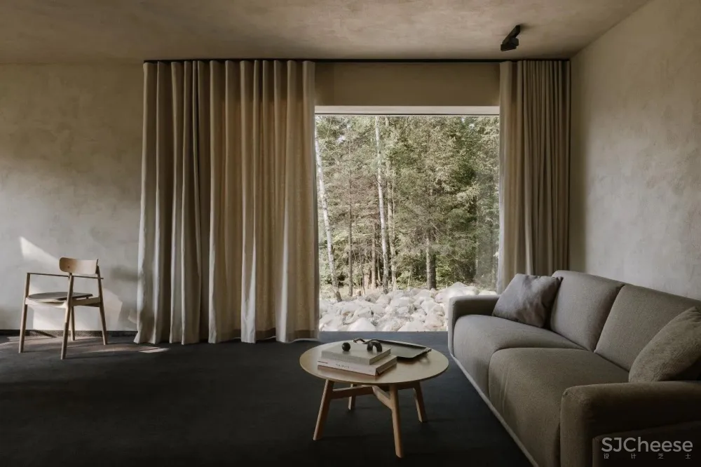 混凝土加木结构的公寓式民宿,混搭乡建必有亮点!