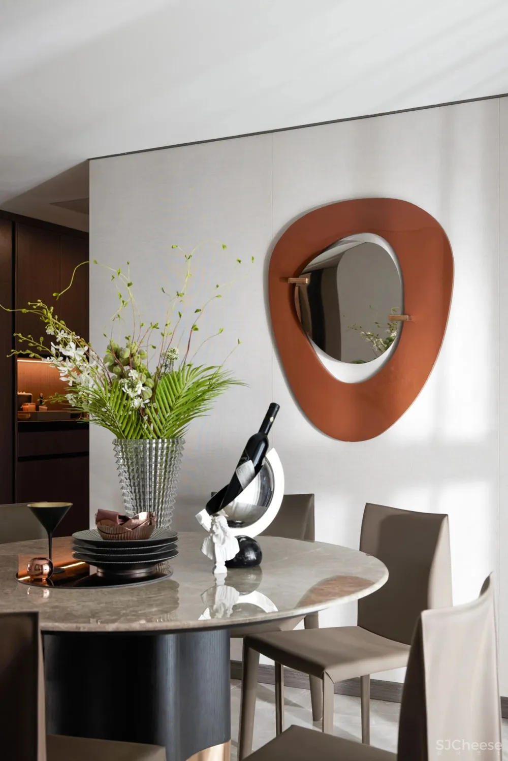 羽果设计：柔软而强大，都市精英的暖心归属！