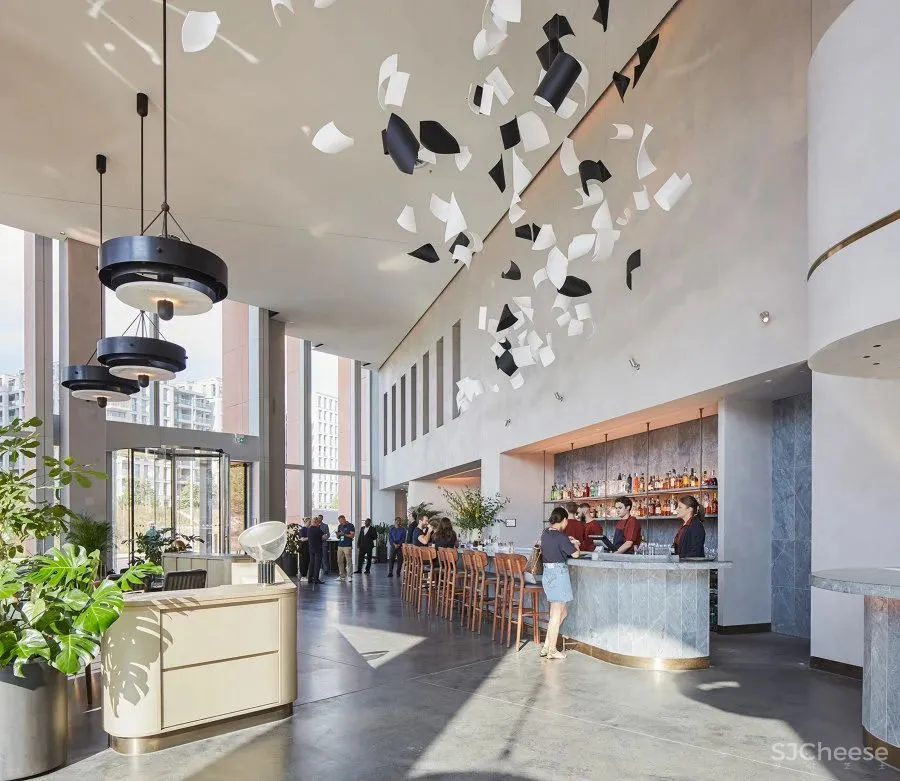 OMA 拿了高层公寓奖,这样板房才是正统「北欧风」