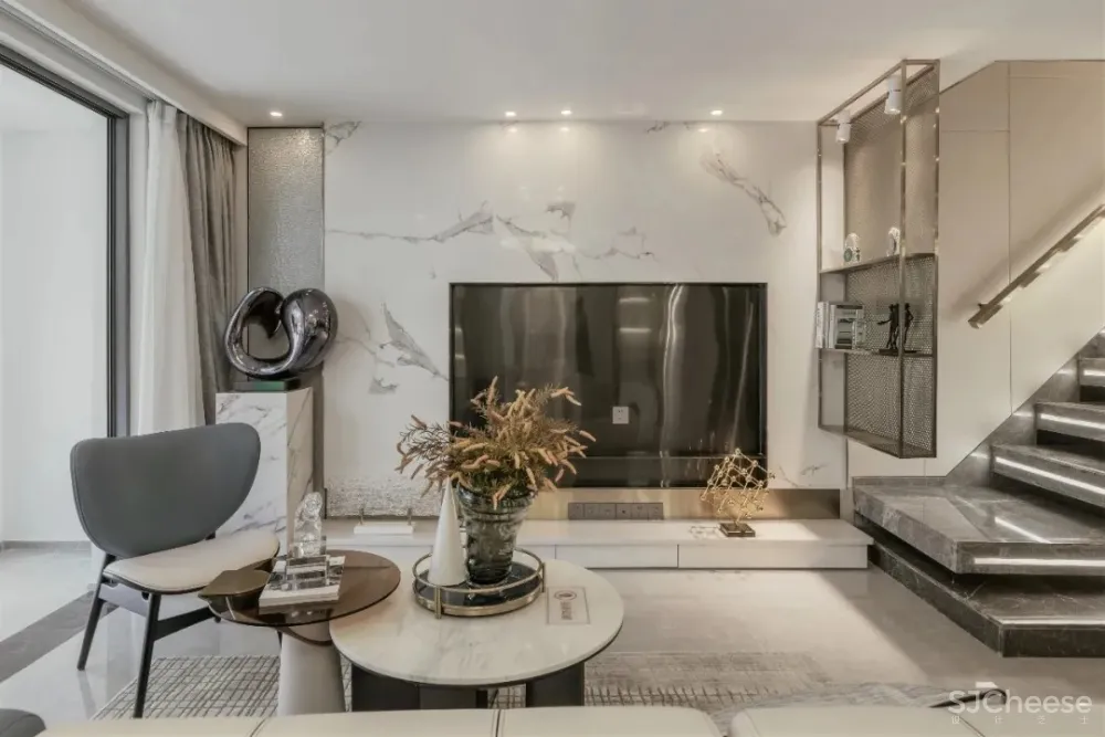 洲际作品丨年轻主义的方程式