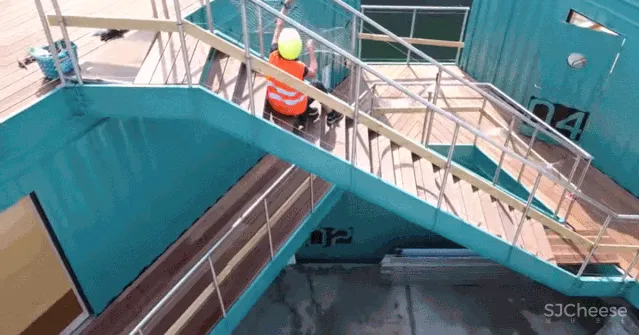 BIG创始人私宅大公开!把“破船”爆改成豪宅,竟然连个热水澡都没法洗?