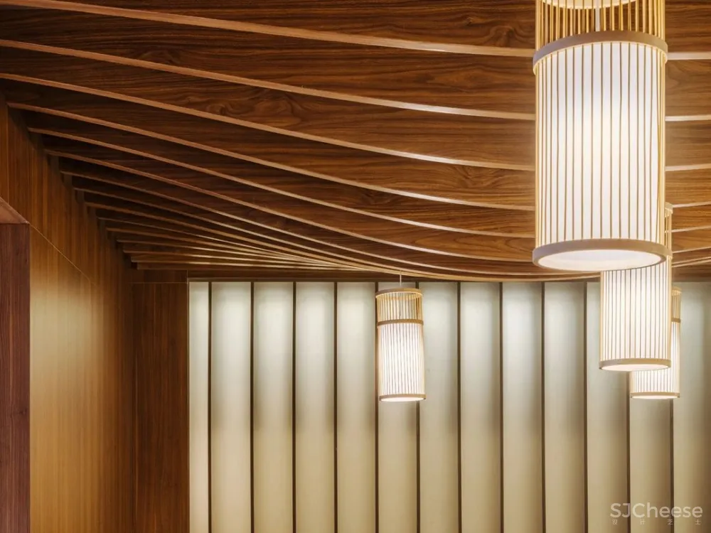 双子座俞挺的两个新作:一座妖的乐园、一个文学爱好者的客厅