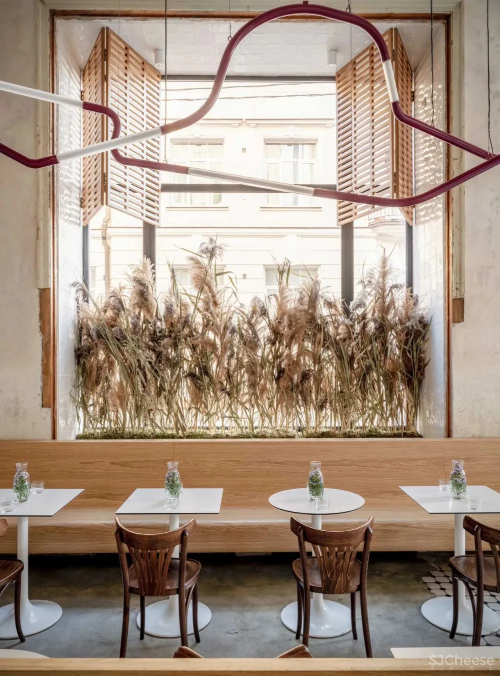 BAKERY INTERIORS GOOD ENOUGH TO EAT.