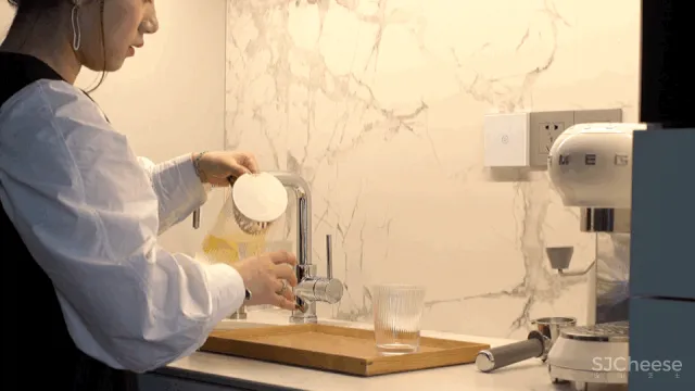 池旻烨丨 让居家与办公产生温柔的共鸣