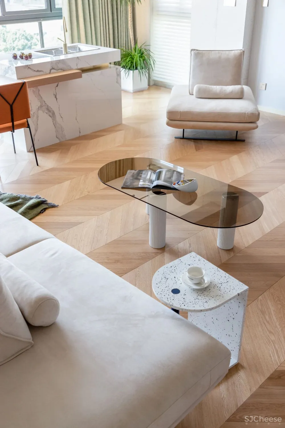 160㎡复式住宅，黑白灰 原木，打造素雅治愈的慢生活空间