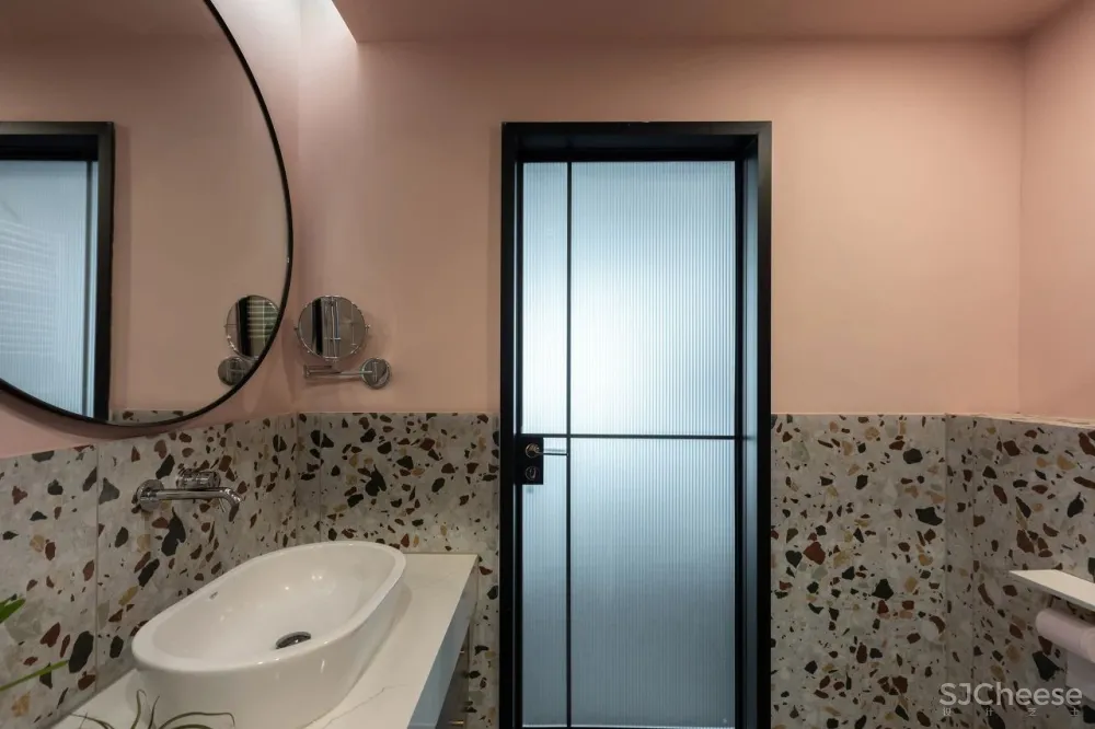 从事苗圃经营的姑娘,买下自带花园大别墅,把321m²搞成让人羡慕的植物园!