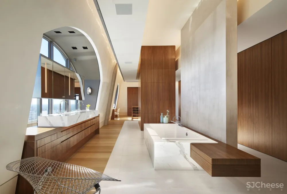 590㎡的顶层公寓,奢华也可以是一种 LOFT 范儿