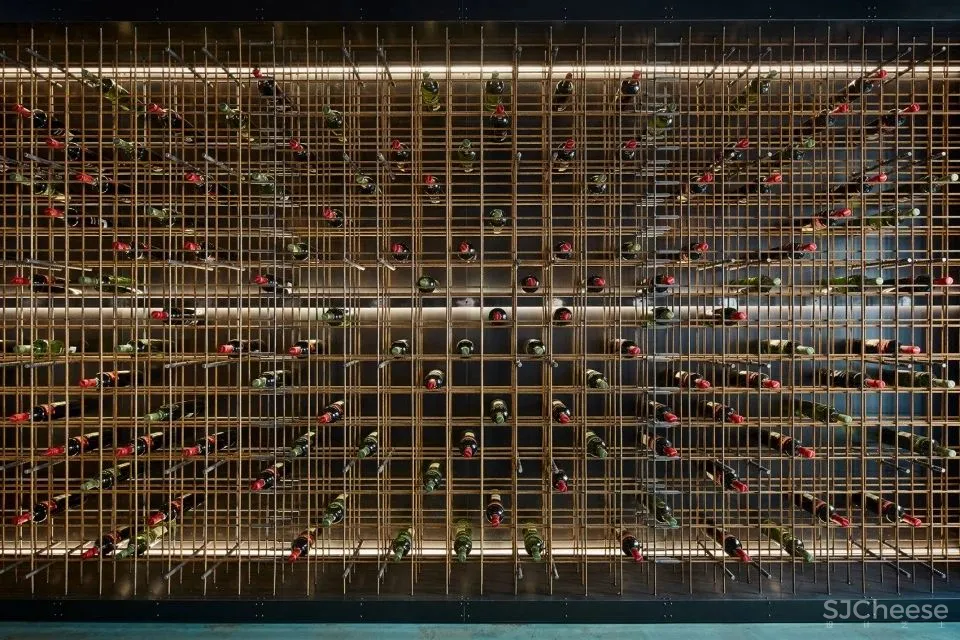 独特的木炭展示概念 布拉格Gran Fierro餐厅 Formafatal