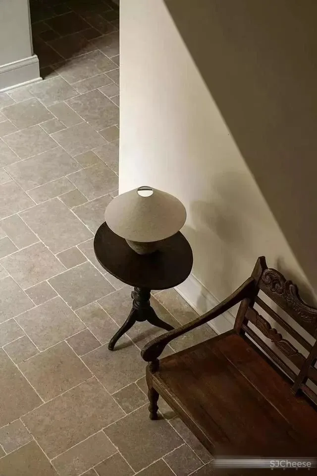 谢柯-既下山·重庆生活的复杂和冲突,都在这间院落“缴械投降”!