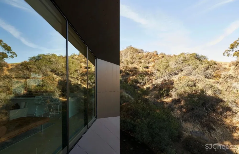 Montalba Architects 新作 390㎡现代风格半山豪宅