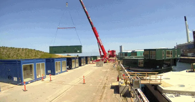 BIG创始人私宅大公开!把“破船”爆改成豪宅,竟然连个热水澡都没法洗?