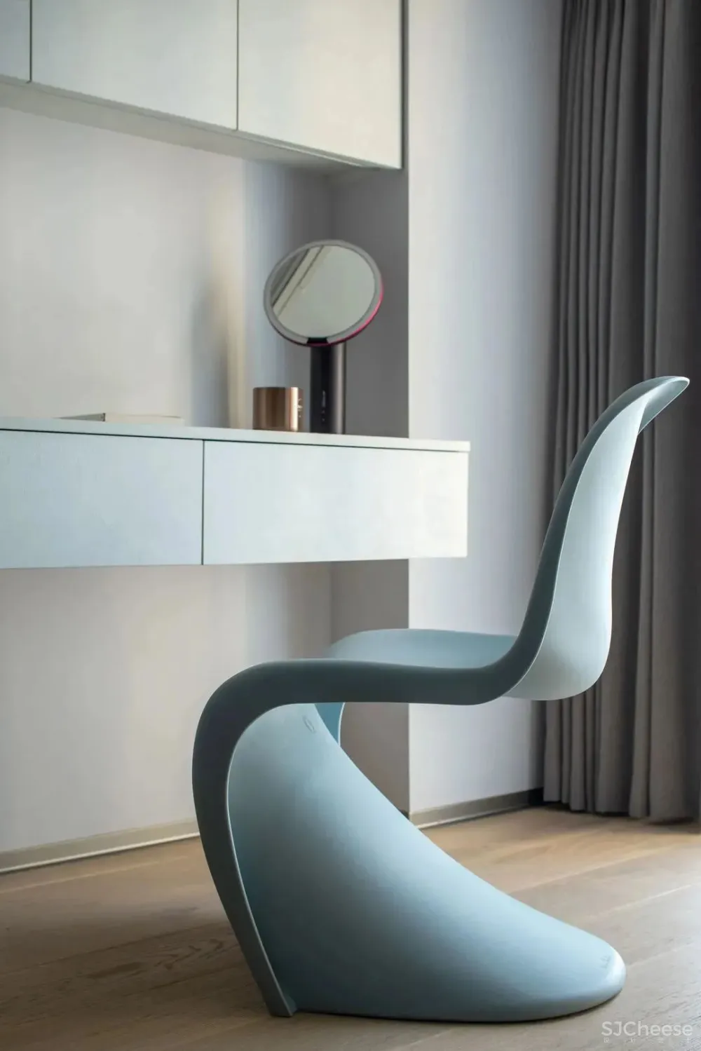 拆除楼梯隔墙,卧室并入客厅,117㎡暗室变身质感慵懒家 未見空间美学