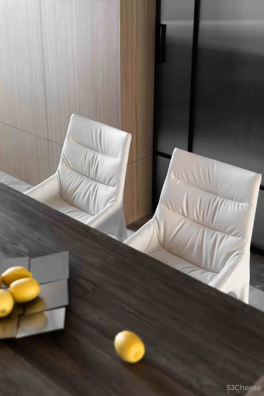 大理石 原木，80后业主的现代风四居室 花漾美作